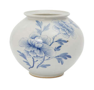 
	
		A Japanese porcelain jar, early 20th century, of globular form with everted rim, painted...