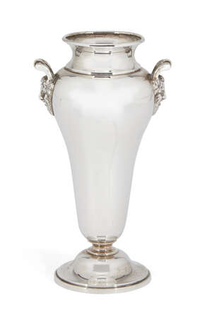 A silver posy vase with twin mask handles, London, c.1913, maker's mark rubbed, designed as an amphora with knopped, squared handles and raised on a domed 