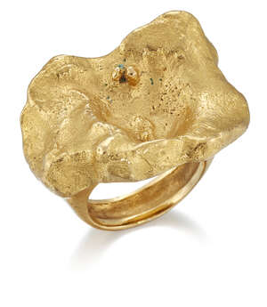 
	
		A  gold ring, of free form abstract design, ring size approximately I 1/2 36g

	

