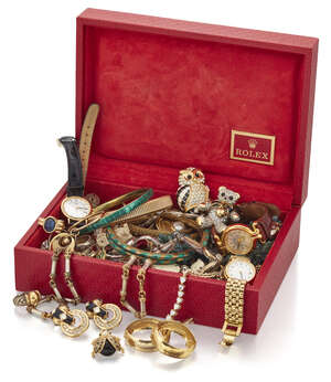
	
		A group of costume jewellery, including various paste set brooches, gilt-metal earrings,...