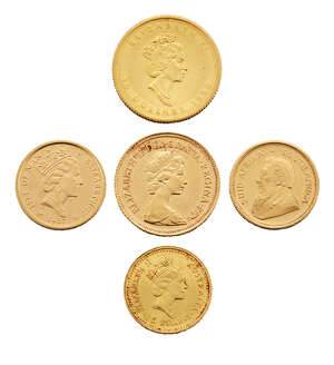 
	
		Five various world gold coins, comprising: A Canadian 10 Dollars, 1990; an Elizabeth II...