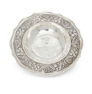 
	
		Keswick School of Industrial Art, an Arts and Crafts silver dish
		Mark of Keswick...