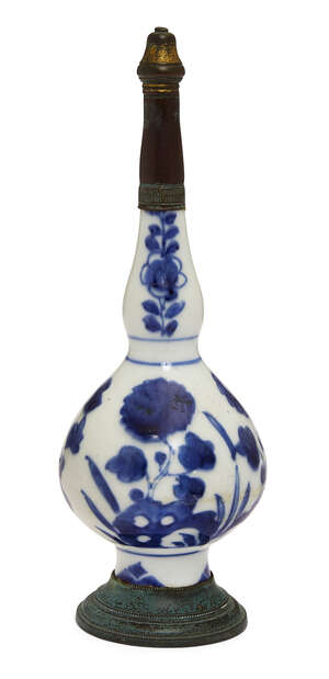 
	
		A Chinese porcelain rosewater sprinkler, Kangxi period, painted in underglaze blue with...