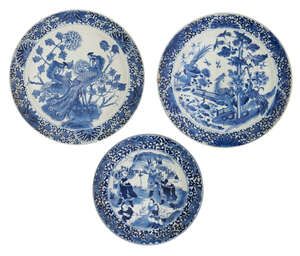 
	
		Three Chinese porcelain plates, late 19th century, comprising a pair painted in...