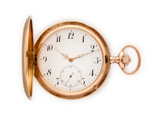 International Watch Company. A 14ct gold full hunter pocket watchCase number 481609, Movement number 458347, Circa 1909Jewelled Swiss lever movement, white ena