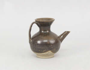 
	
		A Chinese brown glazed stoneware water ewer, Song dynasty style, late 19th/early 20th...