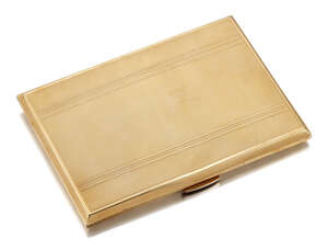 A 9ct gold cigarette case, of engine turned rectangular form, the interior with inscription dated 1953, Birmingham hallmarks, 1947, dimensions 12.5 x 8.6cm, gr