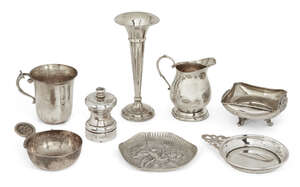 
	
		A group of small silver items comprising: a silver posy vase with filled base,...