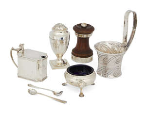 
	
		An Ilias Lalaounis Greek silver cup, the hammered body repoussé with serpentine pattern...