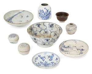 
	
		Nine pieces of Chinese pottery, 16th-early 20th century, comprising two Vung Tao Cargo...