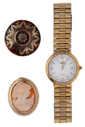 
	
		A group of items, comprising: a 9ct gold mounted cameo brooch, gross weight 6.4g; a 19th...