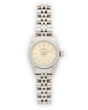 Rolex. A stainless steel automatic bracelet watch with fluted bezelOyster Perpetual, Reference 67230, Serial number W627917, Circa 1995Automatic calibre 2130 m