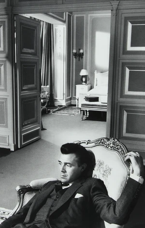 Bob Willoughby,&nbsp;American 1927-2009,&nbsp;Dirk Bogarde on the set of 'I could go on singing' at...