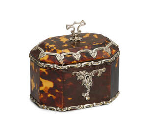
	
		An Edwardian silver-mounted tortoiseshell tea caddy, Sheffield, c.1913, Martin Hall & Co,...