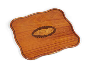 
	
		An Edwardian inlaid satinwood shaped dish-top tray, centred with a shell motif,  29cm...