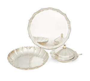 A scalloped silver dish, London, c.1920, Herbert William Gooding, the edge with crimp detail to plain, flat base, 22cm dia., together with a silver salver rais