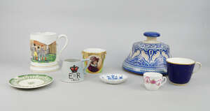 
	
		A small Meissen porcelain shaped pickle dish, late 19th/20th century, decorated with blue...
