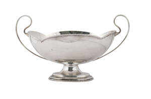 A silver twin handled bowl, Sheffield c.1926, Atkin Brothers, of oval form with shaped rim, upon oval foot, 28.5cm wide, approx 18.4oz