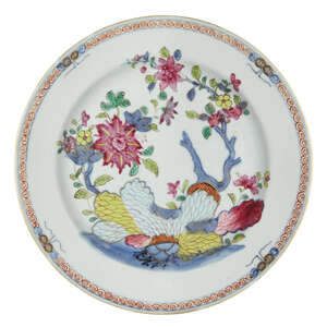 
	
		A Chinese export porcelain 'Tobacco Leaf'-style plate, late 18th century and...
