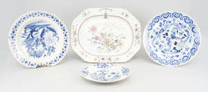 
	
		A Chinese octagonal armorial porcelain meat plate, 18th century, painted to the centre...