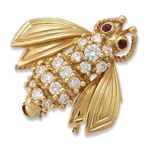 
	
		Tiffany, an 18ct gold diamond bee brooch, by Tiffany & Co,  the body with pave set...