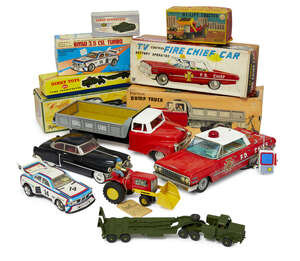 
	
		A Dinky Supertoys 660 Tank transporter, with a Centurion tank, models 650 and 651, both...