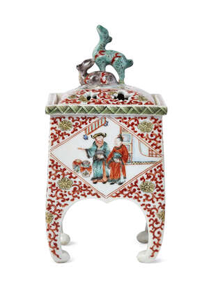 A Continental porcelain square form censer and cover, possibly Samson, late 19th/early 20th century, the cover with two deer forming the finial, the body decor