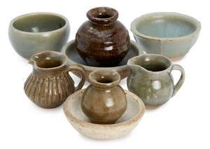
	
		Katherine Pleydell-Bouverie (1895-1985), a small earthenware vase 
		c.1940-60,...