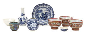 
	
		Seven pieces of Oriental porcelain, 18th-20th century, comprising a miniature Chinese...
