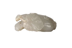 
	
		 
		A Chinese pale green jade carving of a squirrel atop a gourd, late Qing dynasty, 5cm...
