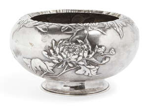 
	
		A Chinese silver rose bowl, Shanghai, c.1900, Hung Chong, the lightly hammered body of...
