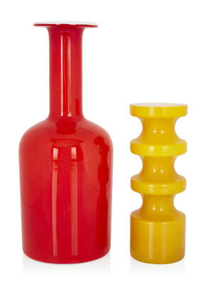 
	
		Otto Brauer (1911-1984) for Holmegaard, 
		 
		'Gulvvase' bottle vase in red, together...