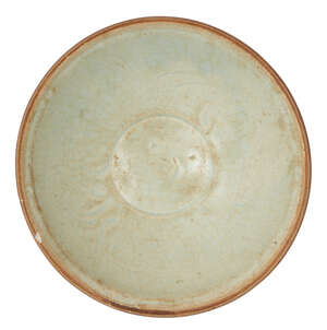 
	
		A Chinese pottery qingbai-glazed bowl, Song/Yuan dynasty, incised to the exterior with...