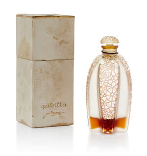 
	
		Rene Lalique (1860-1945) for Gabilla, Paris, 
		 
		Scent bottle and stopper: 'Toutes...