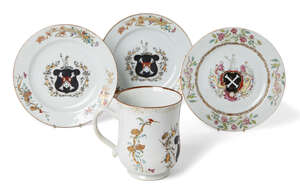 
	
		A Chinese export porcelain large mug, 18th century, painted in famille rose enamels and...