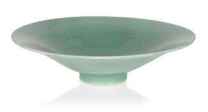
	
		George Wilson (1924-2004), 
		 
		Green bowl, mid to late 20th century, 
		