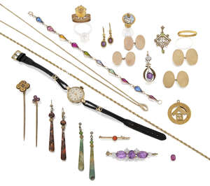 A group of jewellery and costume jewellery, comprising: an early 20th century gold masonic pendant, 7.0g; a 22ct gold band ring, London hallmarks, 1954, 3.3g; 
