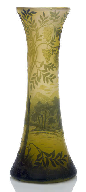 
	
		De Vez, a French cameo glass vase 
		c.1920, signed in cameo de Vez 
		Of flared form,...