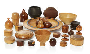 
	
		Bert Marsh (British 1932-2011), a turned wood bowl 
		Late 20th century, signed to base...