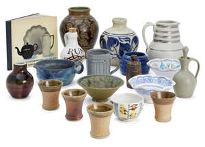 
	
		Denise Wren (1891-1979), a small lidded canister 
		c.mid 20th century, signed to base...