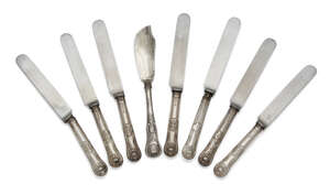 
	
		An Irish silver butter knife, Dublin, c.1827, Thomas Farnett, with King's pattern handle...
