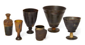 
	
		Three English or Scottish horn goblets, 19th century, of conical form and peg...