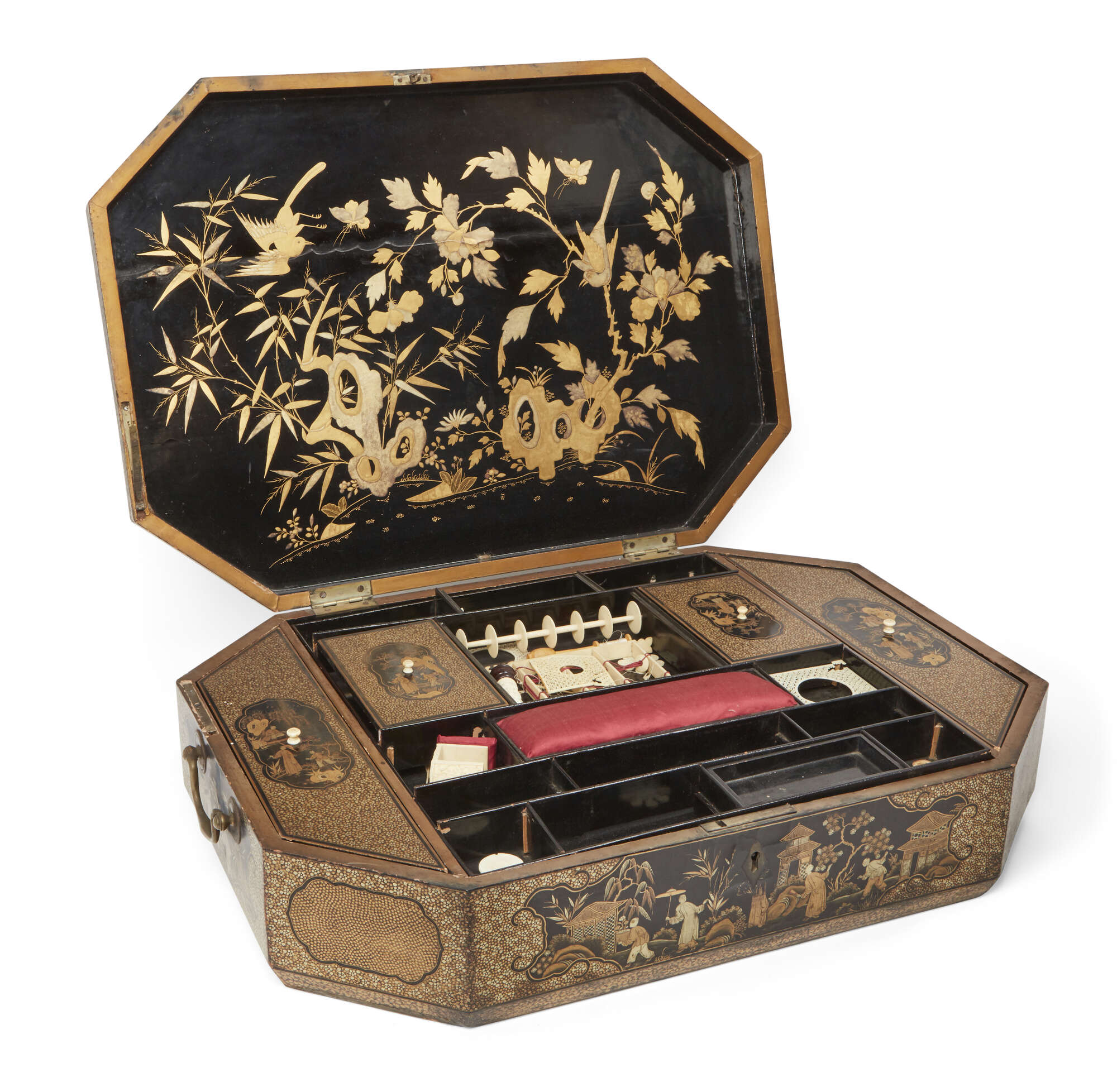 Roseberys London | A large Chinese export lacquer work box, early 19th