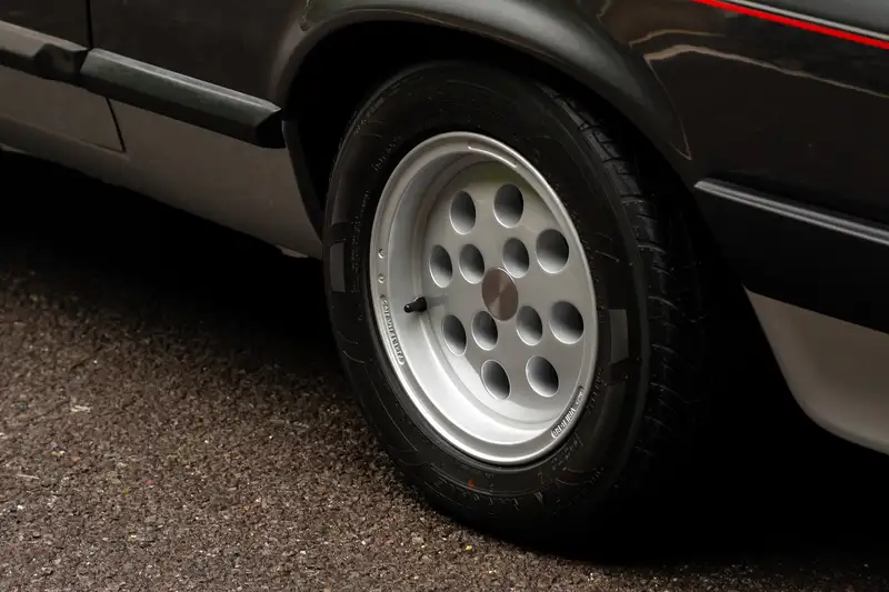 1981 Ford Capri 2.8 Injection-For Sale