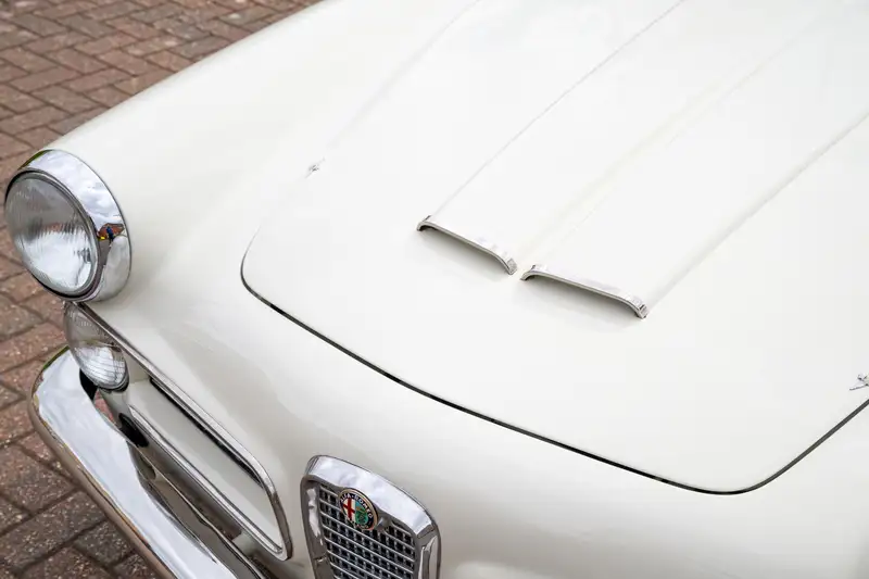 1959 Alfa Romeo 2000 Spider by Touring-For Sale