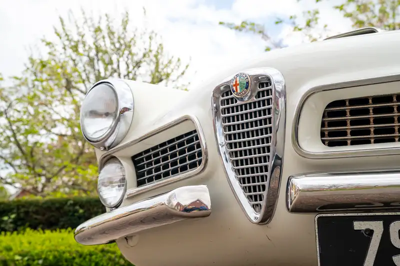 1959 Alfa Romeo 2000 Spider by Touring-For Sale