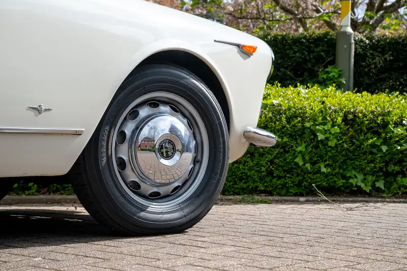1959 Alfa Romeo 2000 Spider by Touring-For Sale