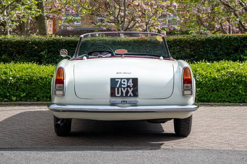 1959 Alfa Romeo 2000 Spider by Touring-For Sale