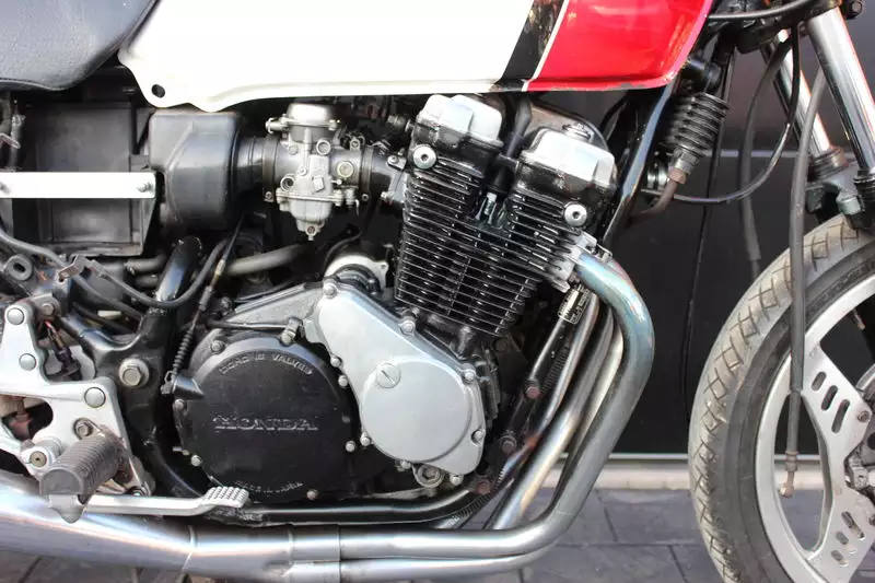 Iconic Auctioneers | 1983 Honda CBX550 F2 572cc-Sold