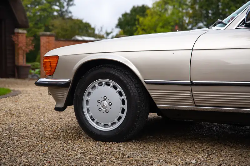1986 Mercedes-Benz 500SL (R107) With Hardtop-Sold